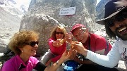09  Alla buona salute del ghiacciaio del Forno !